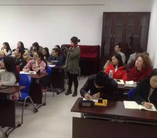 韋忠和在廈門大學舉行講座