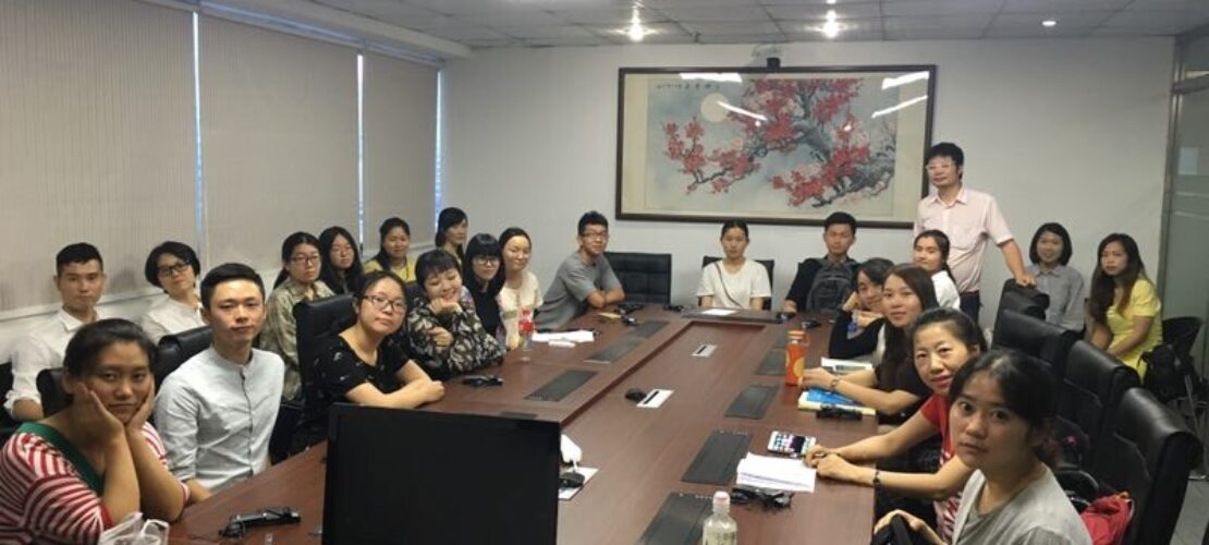 精藝達(dá)同聲傳譯訓(xùn)練室正式對(duì)外開放