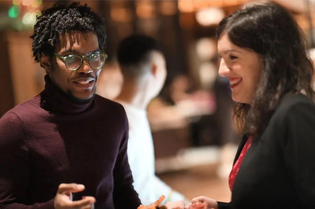 Jevon和朋友聚會