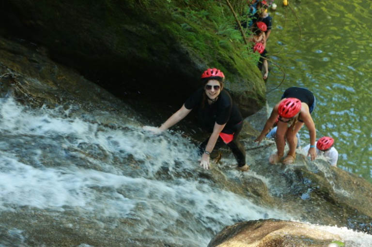 Becky在中國探險