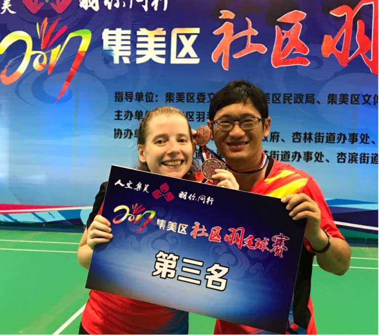 Becky參加羽毛球比賽