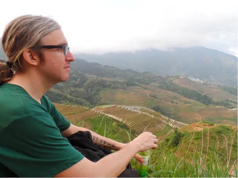 施偉個(gè)人照片