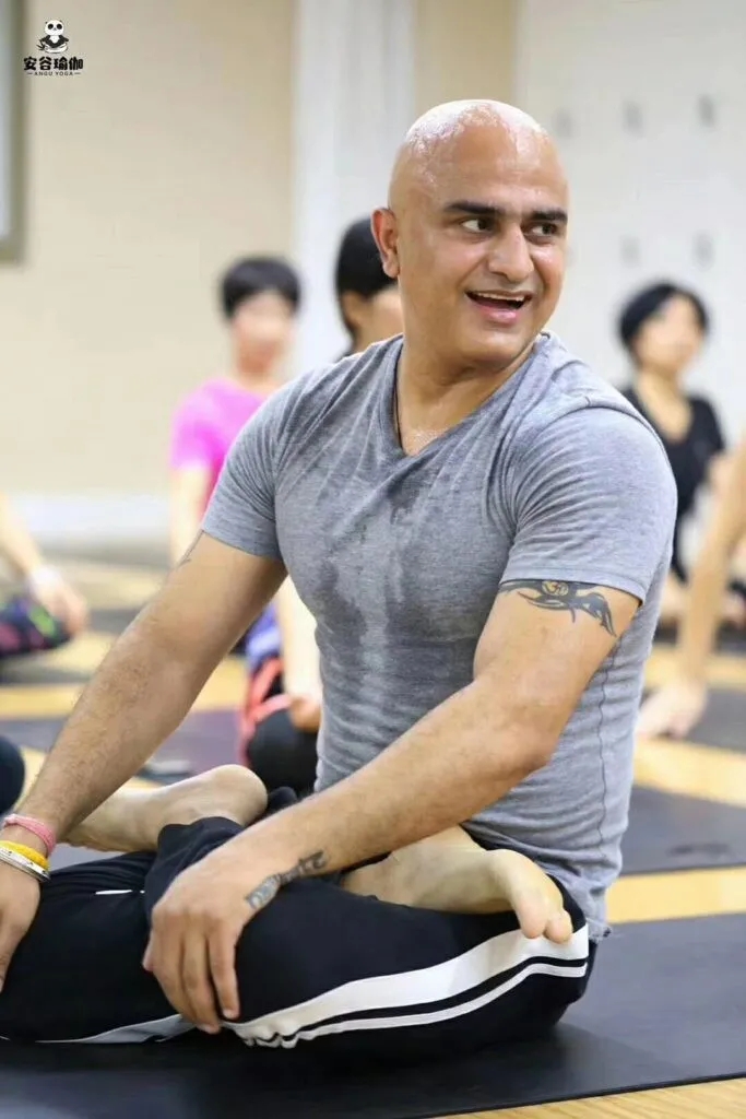 安谷練習(xí)瑜伽