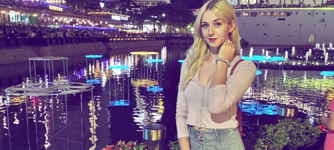 征文36 ▏Joyce: I met my husband in China