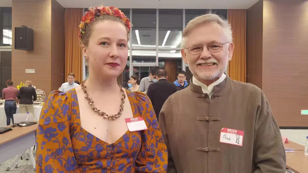 “大潘”與“小潘”合影