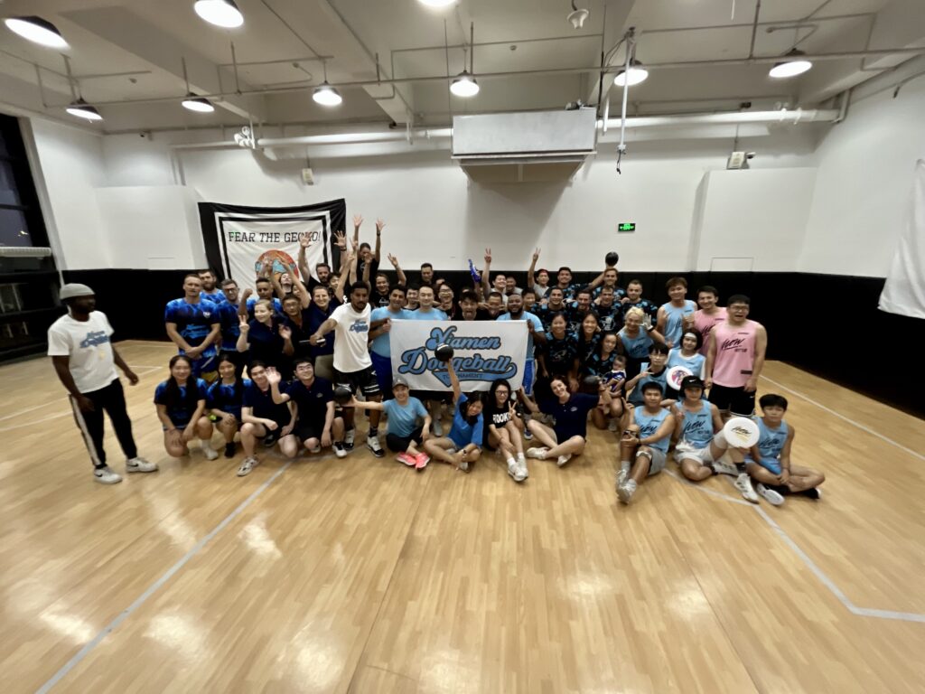 七支隊伍大合照